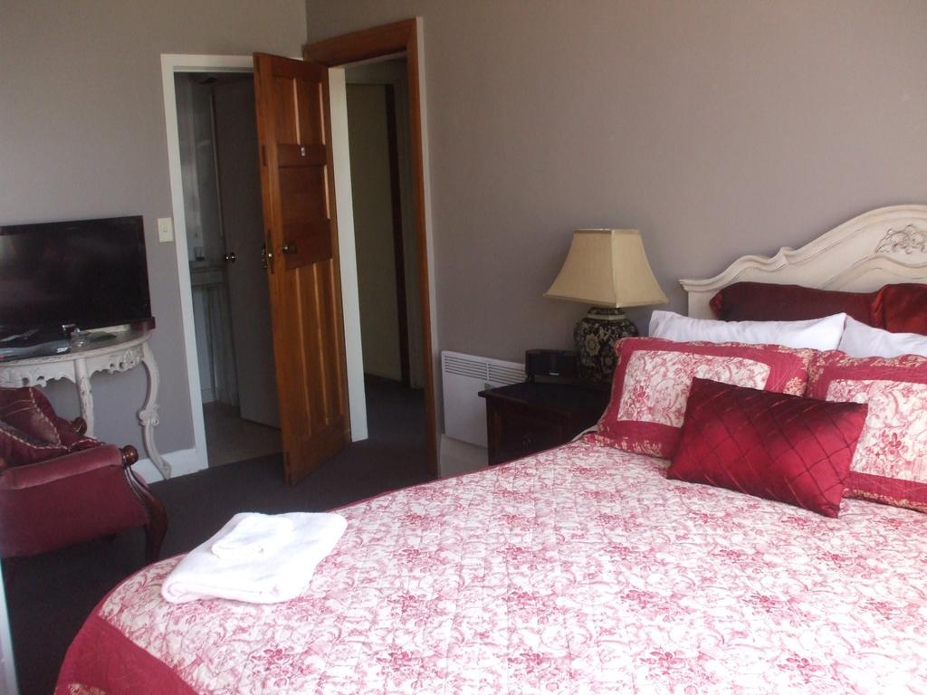 Elizabeth Court Bed And Breakfast Timaru Room photo